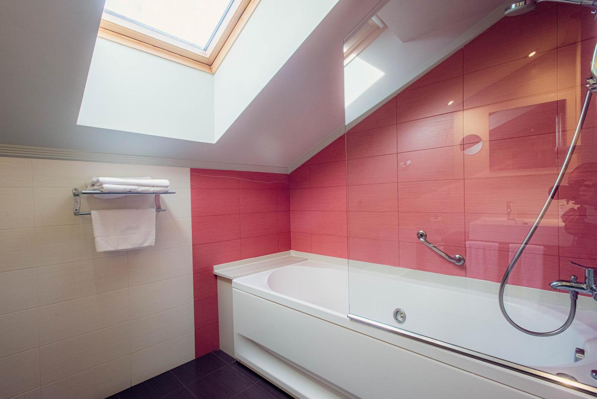 Apartamentos Spa Villa Pasiega Hoznayo Buitenkant foto