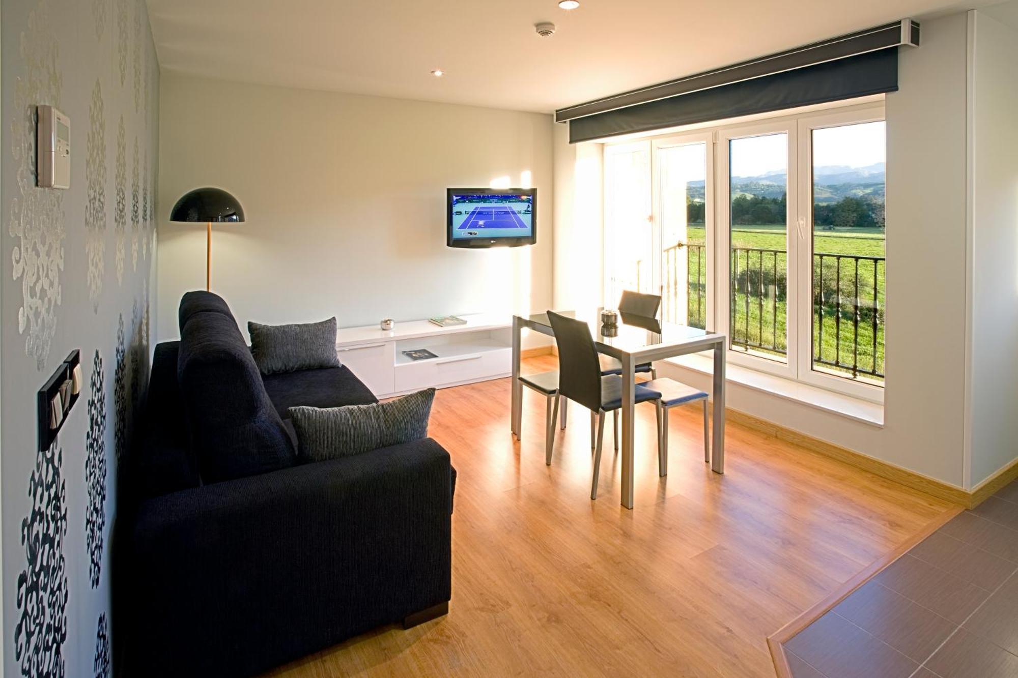 Apartamentos Spa Villa Pasiega Hoznayo Buitenkant foto