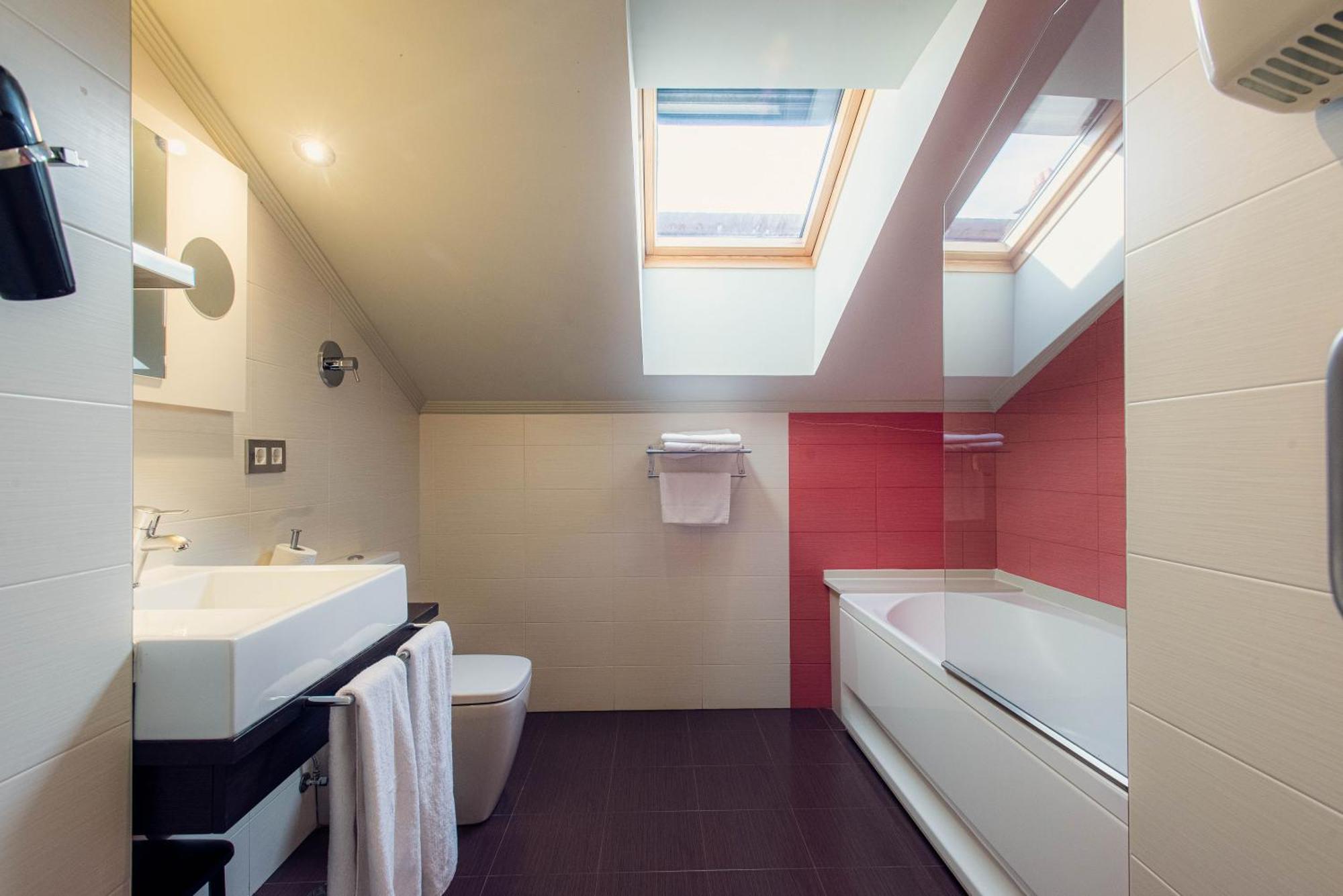 Apartamentos Spa Villa Pasiega Hoznayo Buitenkant foto