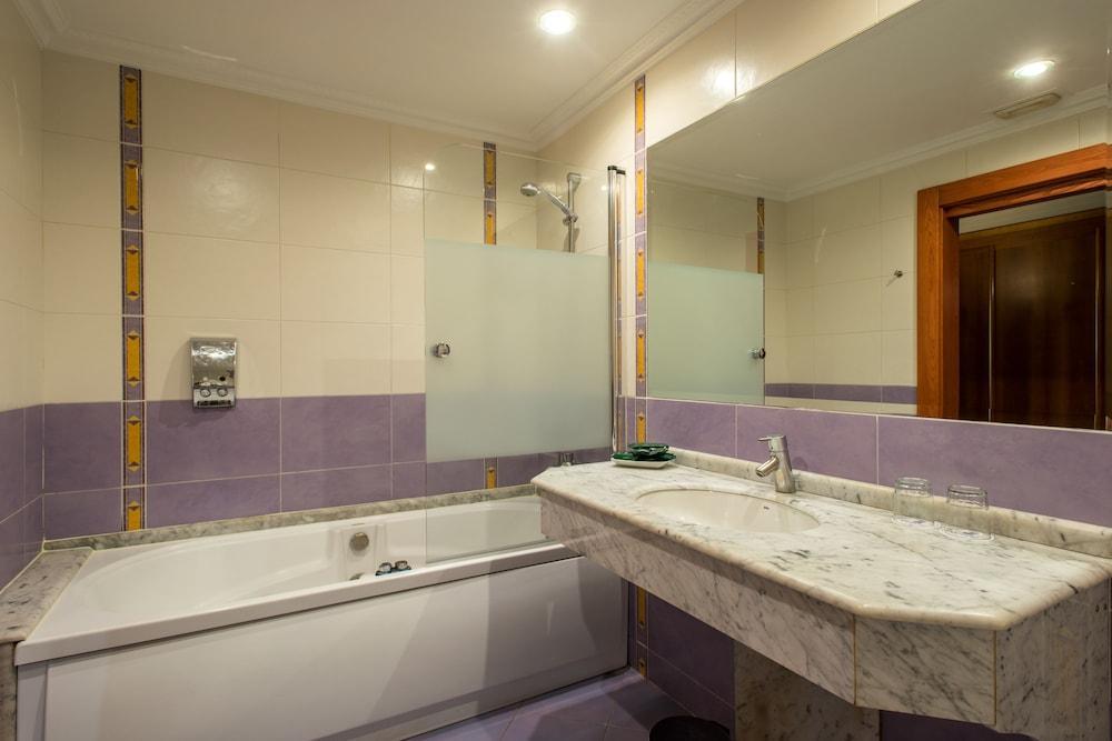 Apartamentos Spa Villa Pasiega Hoznayo Buitenkant foto